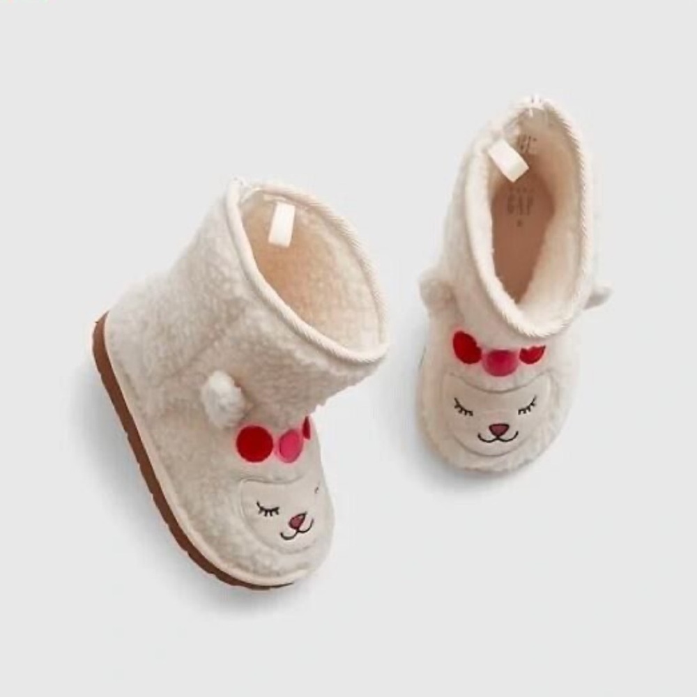 Baby Gap Sherpa Llama boots size 5